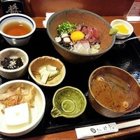 魚めし 竹亭 - 盛合わせ定食　1800円