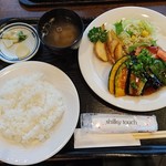 洋っ定屋 - 野菜たっぷりの照り焼きハンバーグ定食