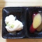 海さくら - チーズ豆腐、サツマイモのレモン煮。