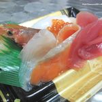 海鮮丼家　丼丸 上吉田店