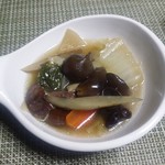 かたつむり - 茸鍋