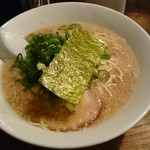 もちぶたラーメン 利田商店 - もちぶたラーメン。