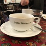 Le Clos Montmartre - コーヒーは濃いめ