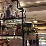 la Baguette French Bakery Cafe & Restaurant - 