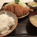 Tonkatsu Yoshie - チキンカツ定食（¥1,150）