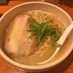 臥龍 - 軍鶏白湯麺 NI•BO•SHI 