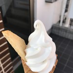 山村みるくがっこう - みるくなソフトクリーム 小