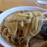 鷹乃巣 - チャーシュー麺の麺