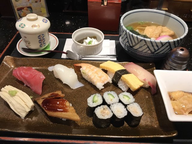 にぎり長次郎 草津店 にぎりちょうじろう 草津 回転寿司 食べログ にぎり長次郎 草津店 にぎりちょうじろう 草津 回転寿司 食べログ