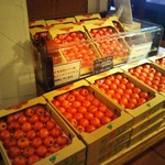 キャピタル東洋亭 - トマト、tomato、トマトの山