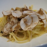 ラッフィナート - いろいろなきのこのリングイネ