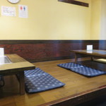 やまさ家 - 店内