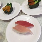 かっぱ寿司 - マグロ二種盛りとうに、いくら（＾∇＾）