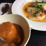 四季彩 - カレー、ビーフシチュー、モロヘイヤから
            カレーライスを選択しました。