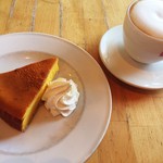 グランピー - カプチーノ＋かぼちゃのチーズケーキ