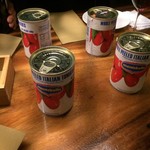 Di PUNTO - 生ハムの台座用ホールトマト缶