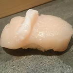 三宿の寿司 えん - 極厚ホタテ