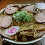 弥惣吉 - 肉入り鶏がら中華(大)
      2017/11