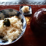 幻董庵 - ご飯・赤だし・香の物