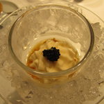 シャトン - ウニとカリフラワーのムース　アップ