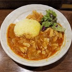 SPICY CURRY 魯珈 - 限定カレー 酢筍がアクセント♪ミャンマー風豚と白菜のカレー