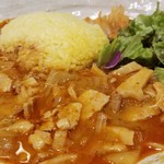 SPICY CURRY 魯珈 - 限定カレー 酢筍がアクセント♪ミャンマー風豚と白菜のカレー