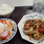 Ishikawakenshokuin Gojokai Shokudou - サラダ、回鍋肉にご飯