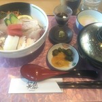Waraiyo - 海鮮丼