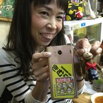 立呑み きむらや - お姉さん（本人撮影許可済み）