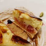 ビストロ ダイア - パイ、いちじく、クレームブリュレの三層構造です