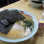 家系ラーメン 近藤家 - ラーメン(中)