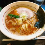 麺匠 とうぎょう - エビ辛中華そば