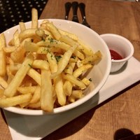 マヌエル タスカ ド ターリョ 丸の内店 - 