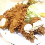 あげもんや - カキフライ２，ホタテフライ１，アジフライ１