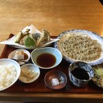 Sobakiri Shou - カキの天ぷらセット 十割
                        １５００円