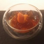 ヴィラ・デル・ソル - 伊勢海老のコンソメジュレと紫雲丹