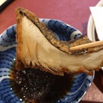 くろぎ - 松茸フライ：酢橘とウスターソースで