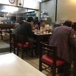 Motoshakomae Marumiya Chuuka Soba - 店内♪