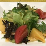 バレーナ - 自家栽培の野菜サラダには柿も入ってました❤️