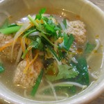 泰式雞丸子湯