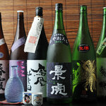 Suzuya - 当店は特に日本酒の充実したお店と評価を頂いております。旬のお酒（冷や卸し・新酒）などなど。当店のお料理に合う日本酒を選んでます。日本酒って．．って思ってるあなた！声をかけてください。他に常時数種類のオ