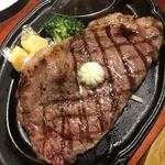 肉の万世 ステーキハウス - 黒毛和牛ロース(7oz) 6200円