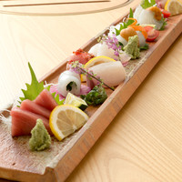 玄海灘・有明海産 旬魚の刺盛り　　2420円～