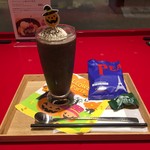 イッピン カフェ - ほうじ茶ラテフロート 2016/10/05