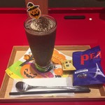 イッピン カフェ - ほうじ茶ラテフロート 2016/10/07