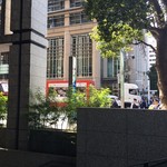 イッピン カフェ - この日行われてたパレード 2016/10/07