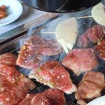 炭火焼工房　宝山 - 排煙ダクト付きで匂いがそれほど気になりません。