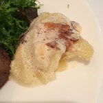 レストラン・モリエール - スペシャリテのポテトグラタン