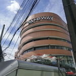 Doi Chaang Coffee - お店はエキチカな商業施設な「ゲートウェイ・エカマイ」の1Fにあります。