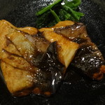 Shikinokura - 寒鰤のステーキ
